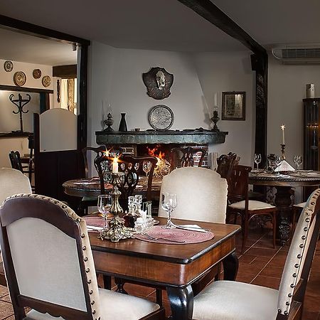 Pensiune-Restaurant Tara Luanei Sărata-Monteoru Εξωτερικό φωτογραφία
